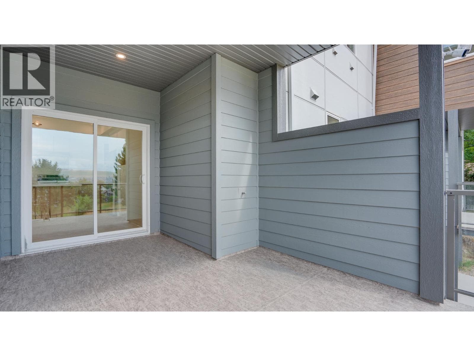 5705 Heritage Drive Unit# 18, Interior REALTORS® — photo 3