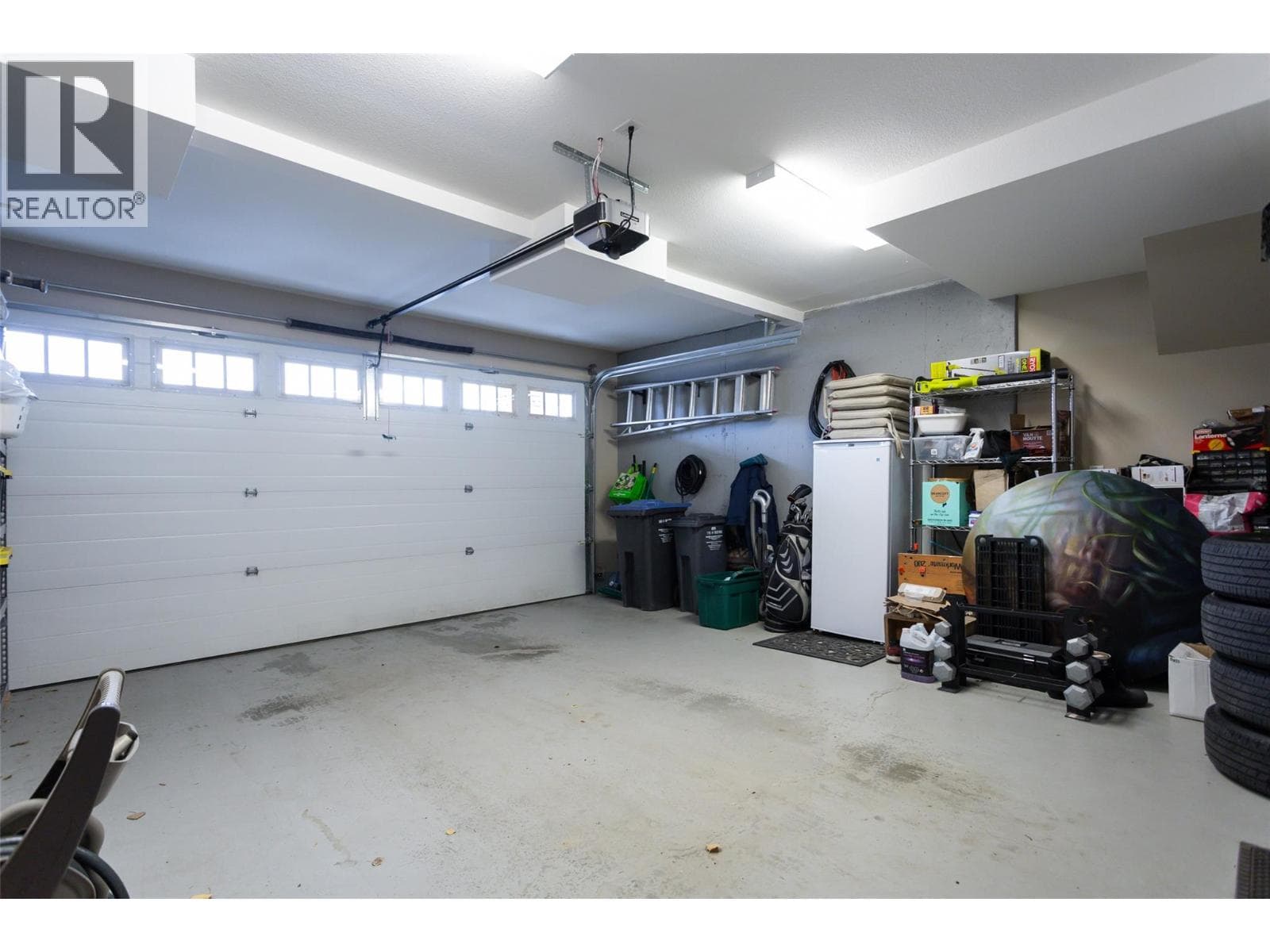 12875 Lake Hill Lane, Interior REALTORS® — photo 4