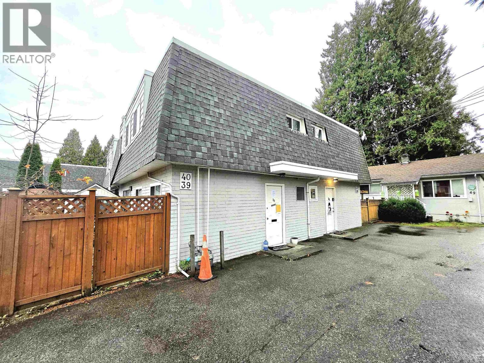 39 21555 DEWDNEY TRUNK ROAD in The Ridge