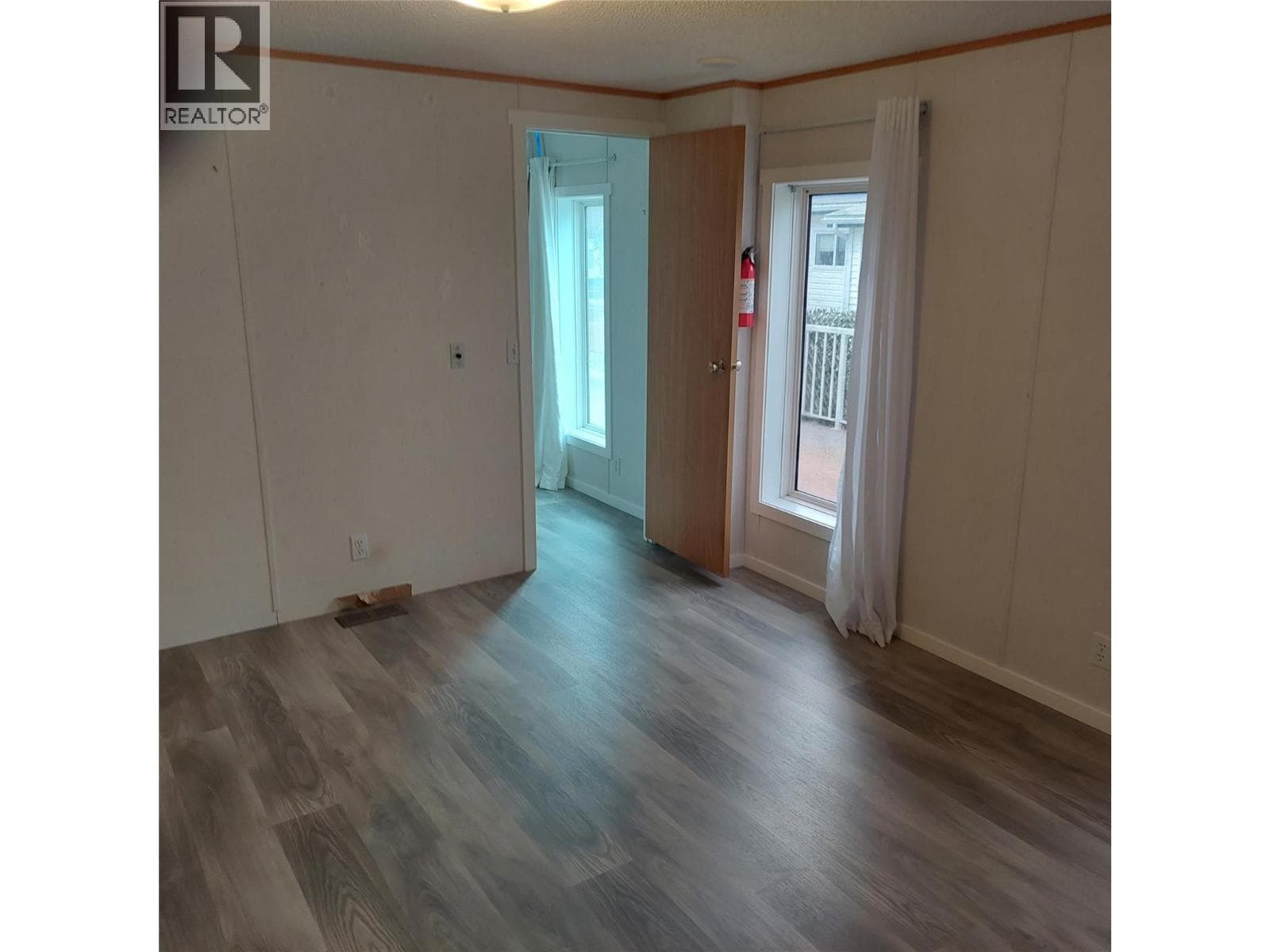 1880 Old Boucherie Road Unit# 163, Interior REALTORS® — photo 4