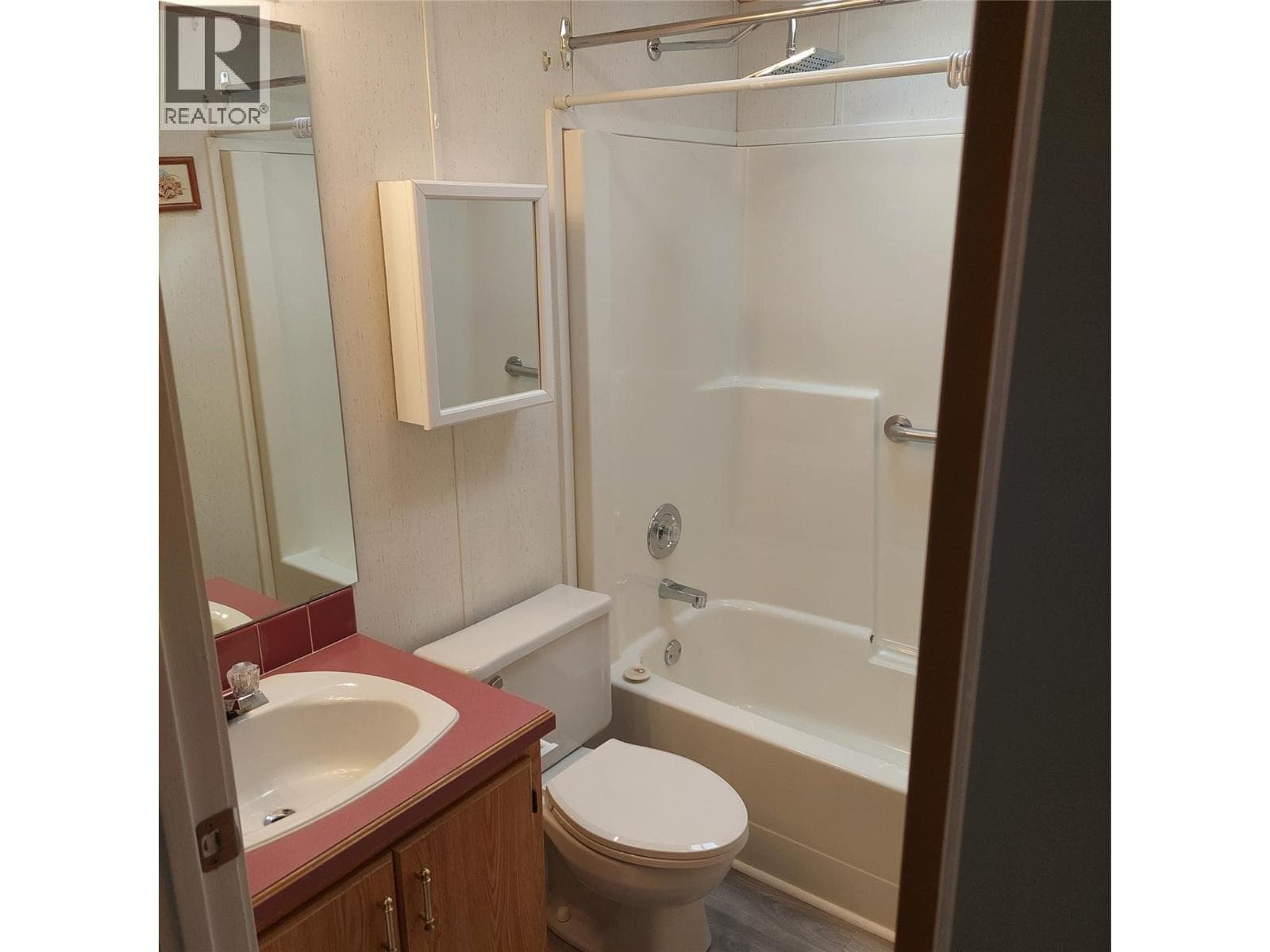 1880 Old Boucherie Road Unit# 163, Interior REALTORS® — photo 2