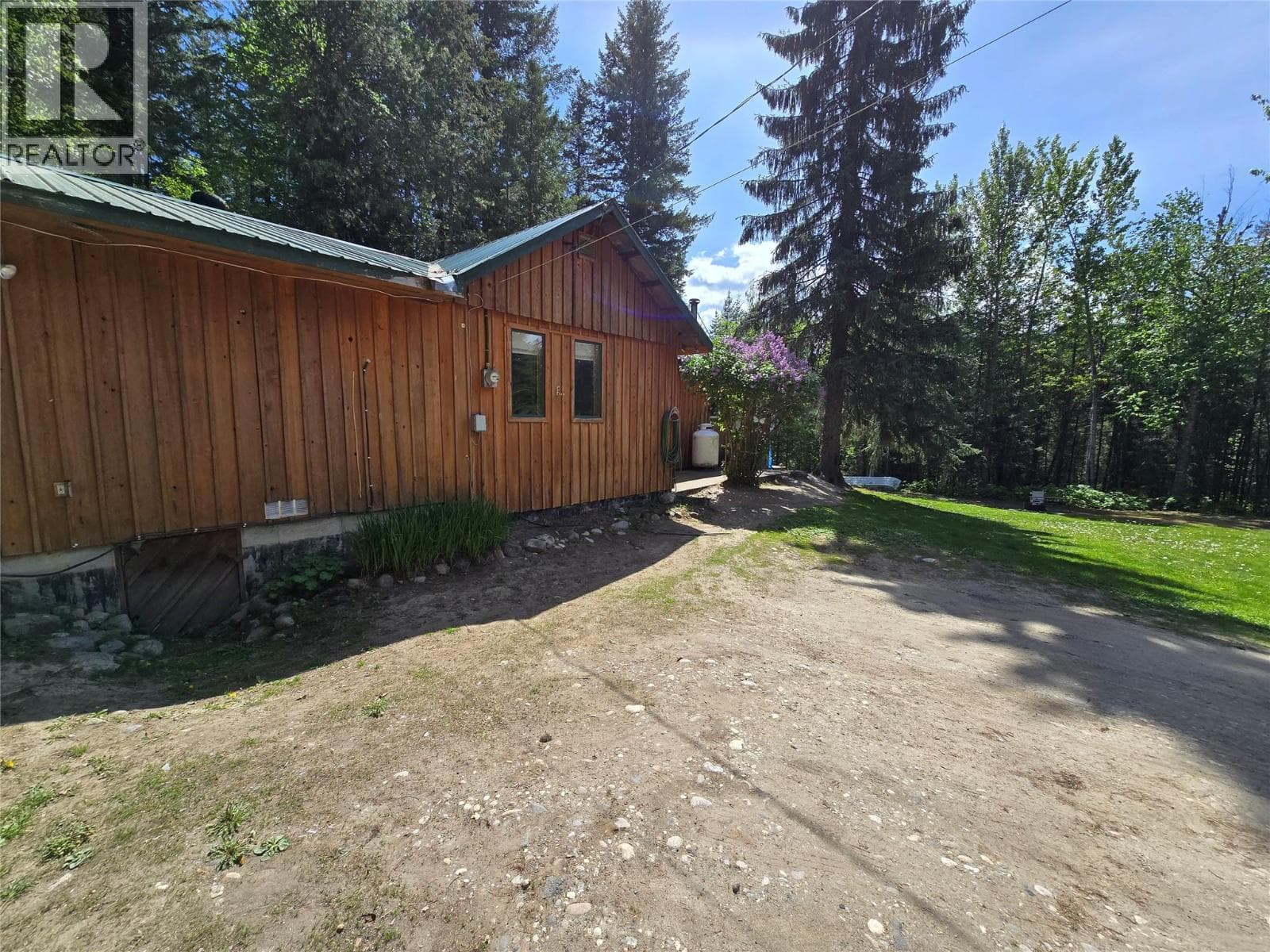 404 HAYWOOD ROAD, Interior REALTORS® — photo 4