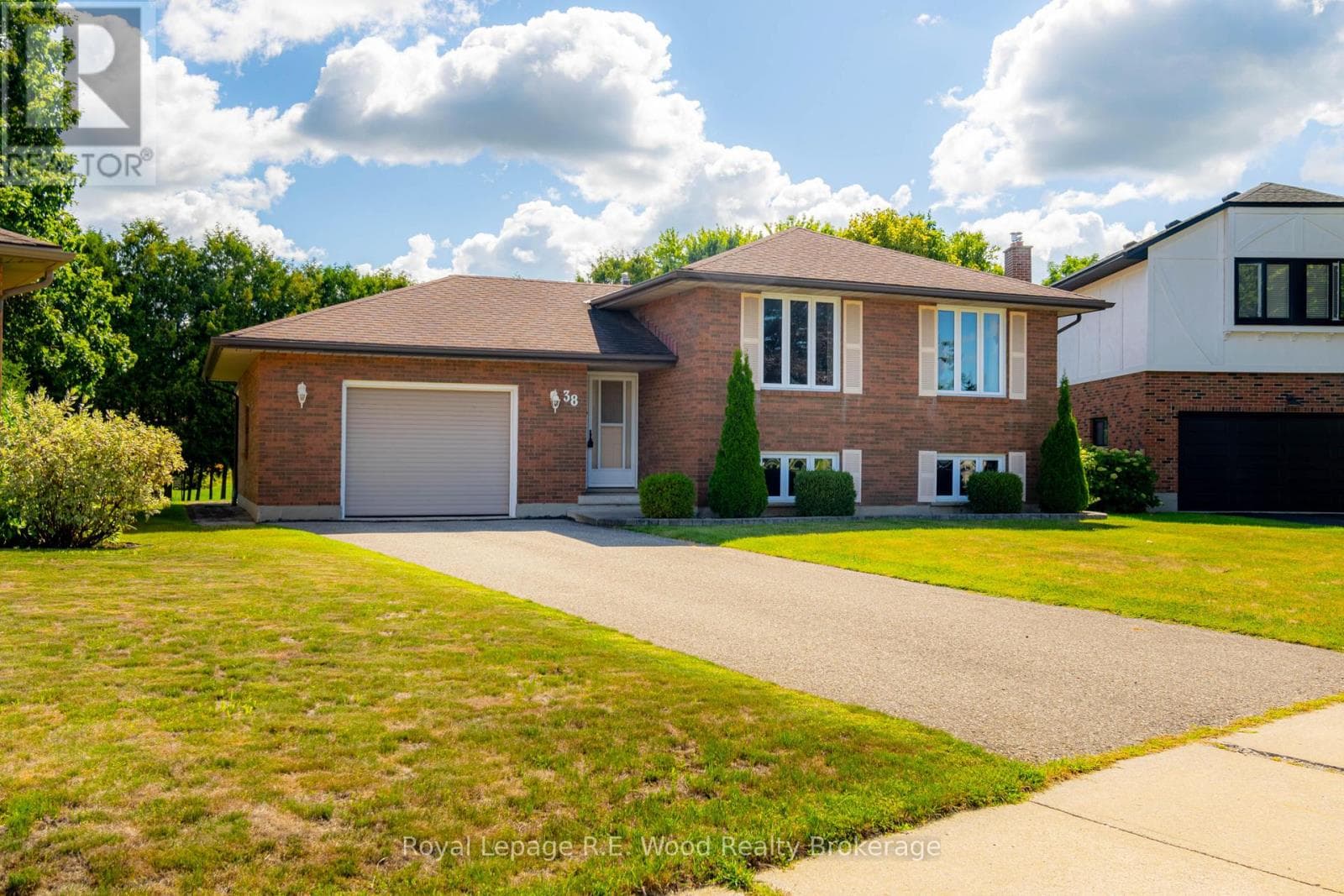 38 DENRICH AVENUE in 