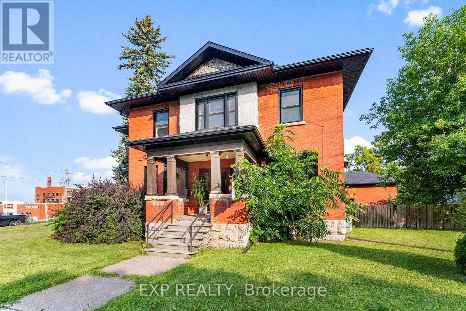 48 HALL AVENUE EAST — photo 3