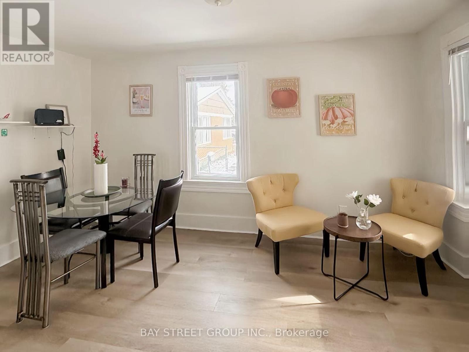 371 CARLTON STREET, Toronto — photo 2