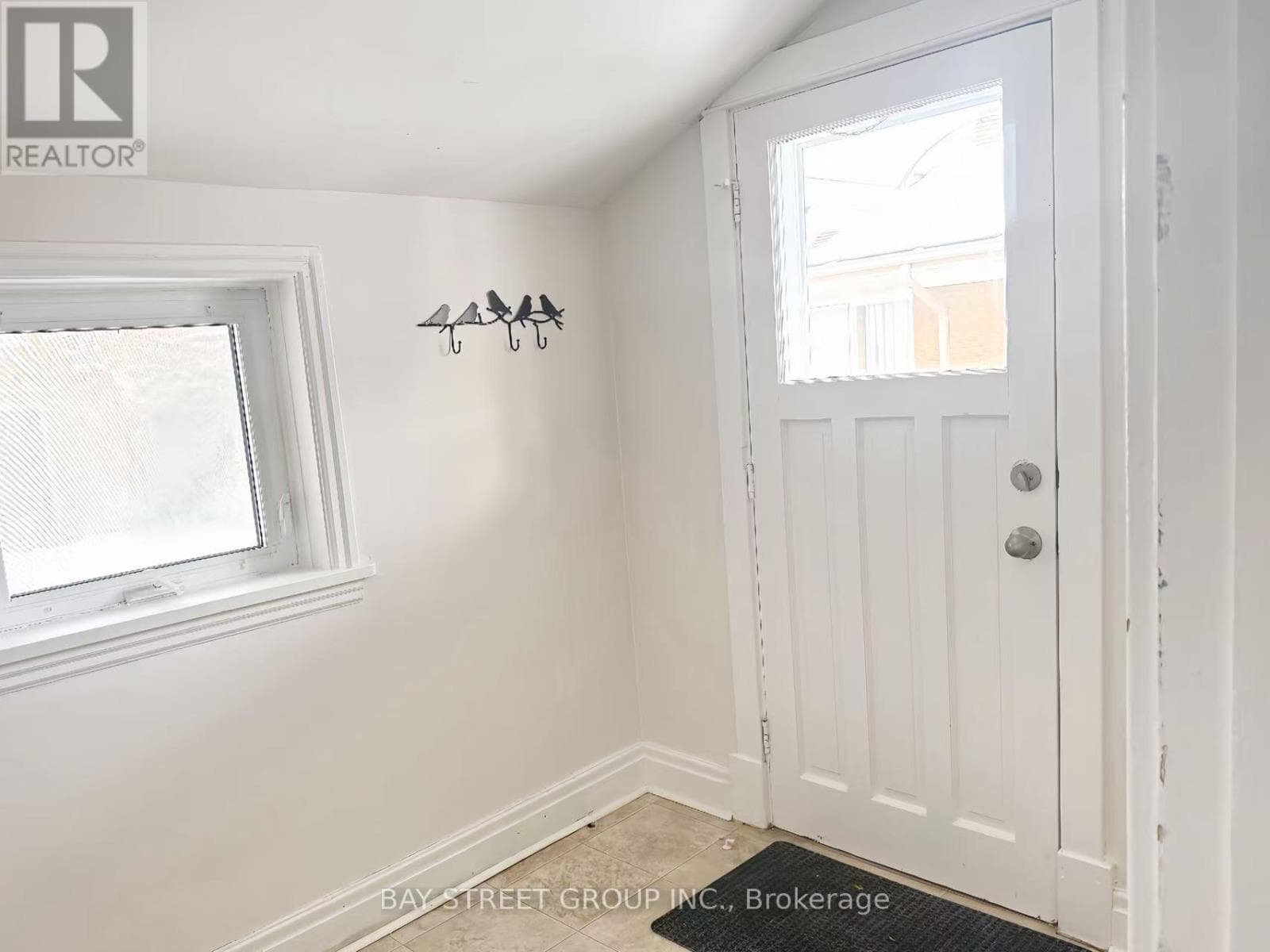 371 CARLTON STREET, Toronto — photo 4