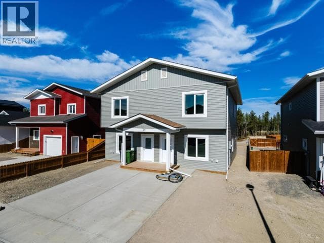 B-47 ELLWOOD STREET, Yukon — photo 2