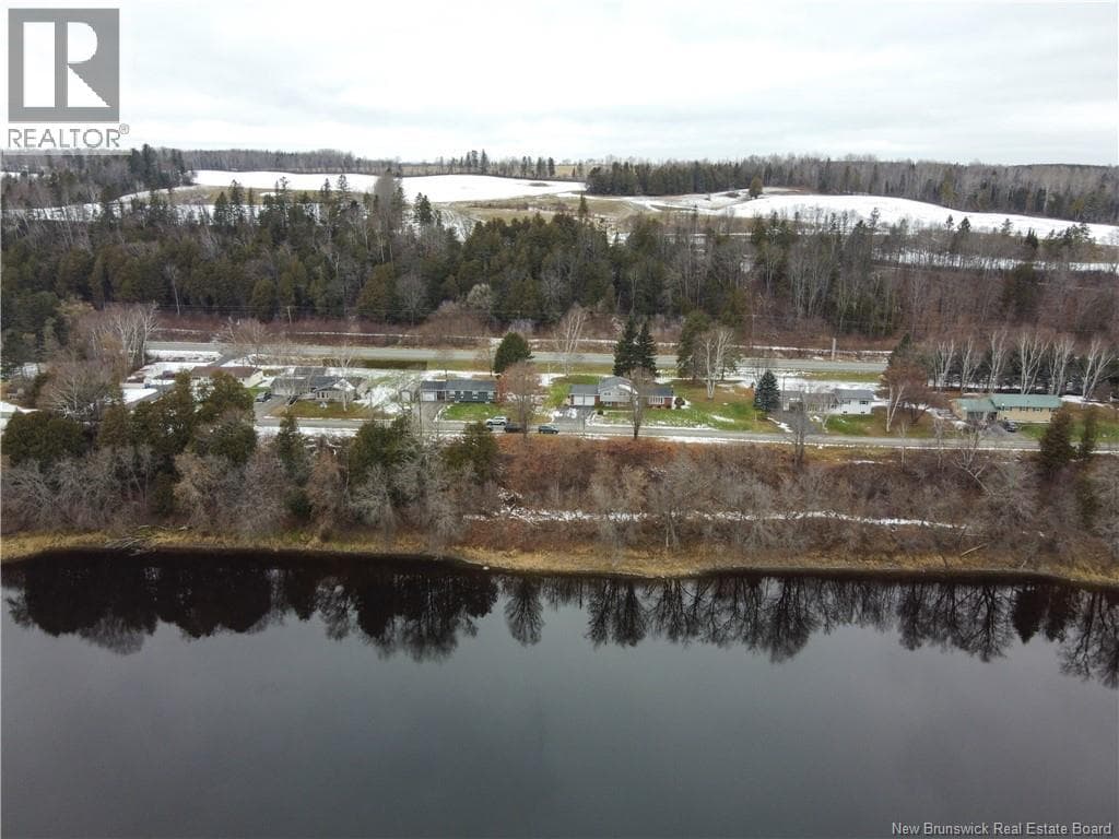 28 CHESTER DRIVE, New Brunswick — photo 2
