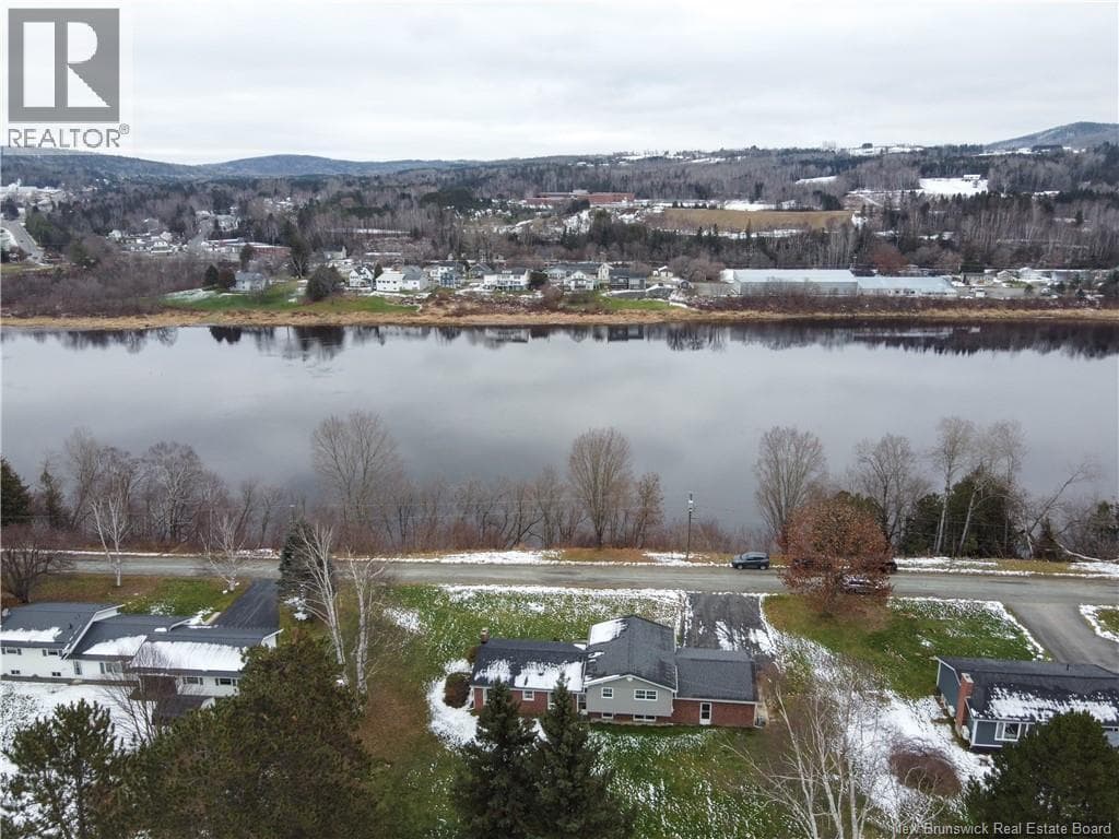 28 CHESTER DRIVE, New Brunswick — photo 3