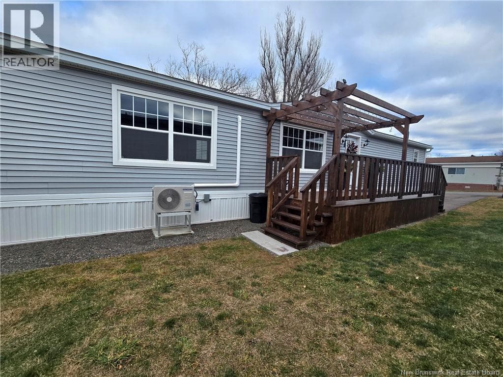 34 TULIP DRIVE, New Brunswick — photo 2