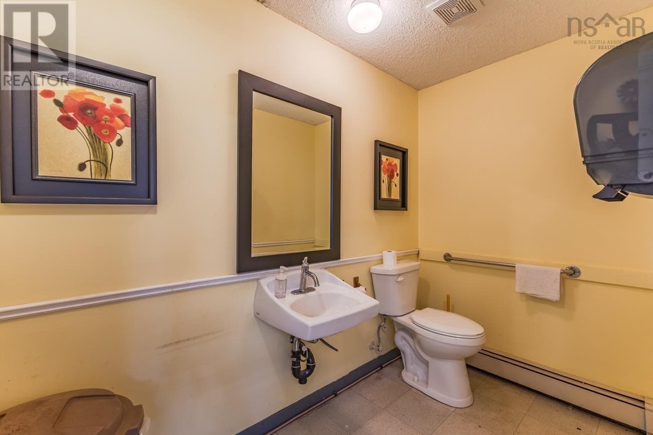 54 DUNROMIN AVENUE, NSAR — photo 3