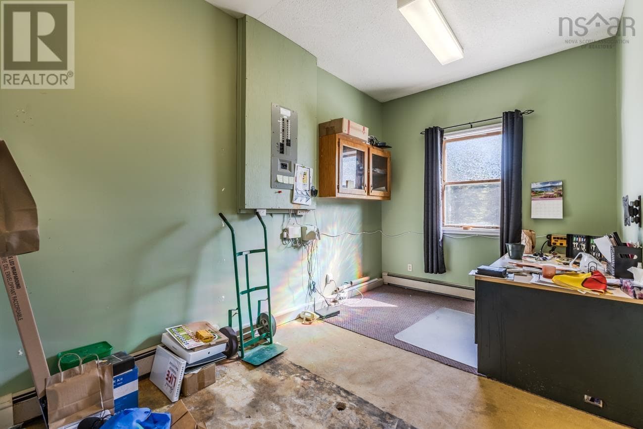 54 DUNROMIN AVENUE, NSAR — photo 4