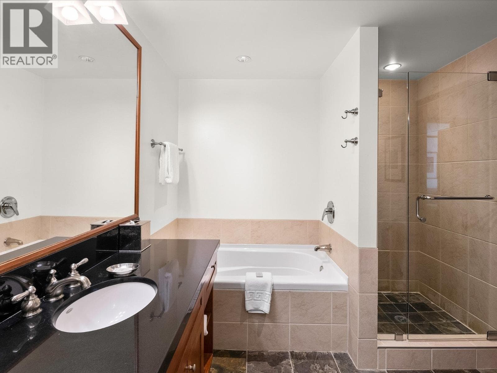 3303 4299 BLACKCOMB WAY, Greater Vancouver — photo 3