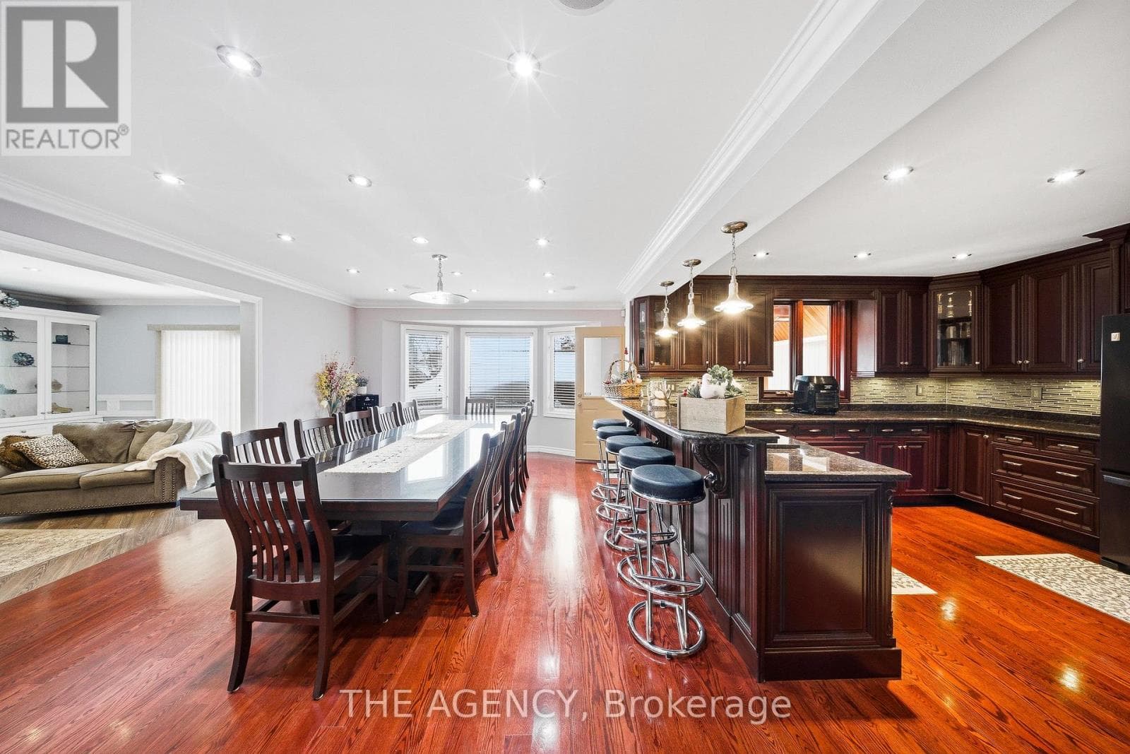 47 BURNT EMBER COURT, Toronto — photo 4