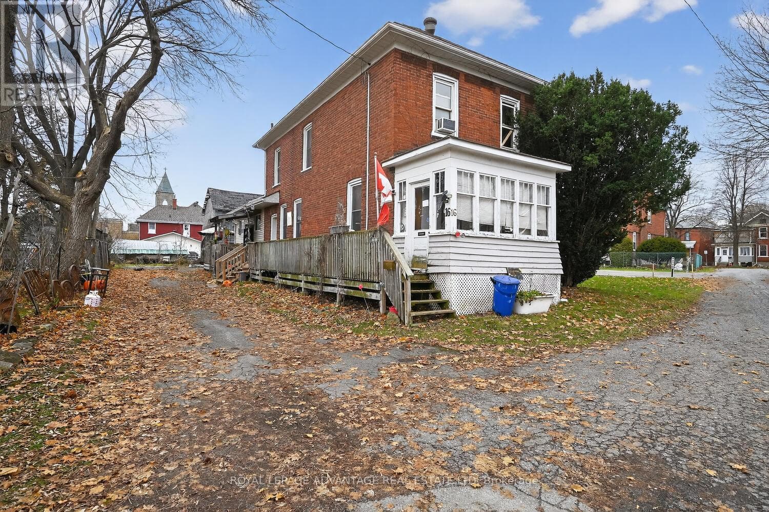 16 MARY STREET N in 