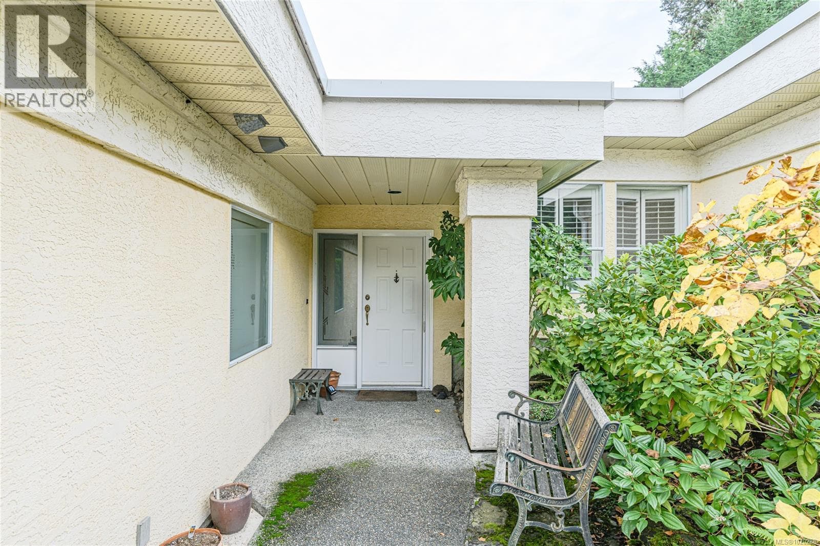35 258 Lower Ganges Rd, Victoria — photo 3