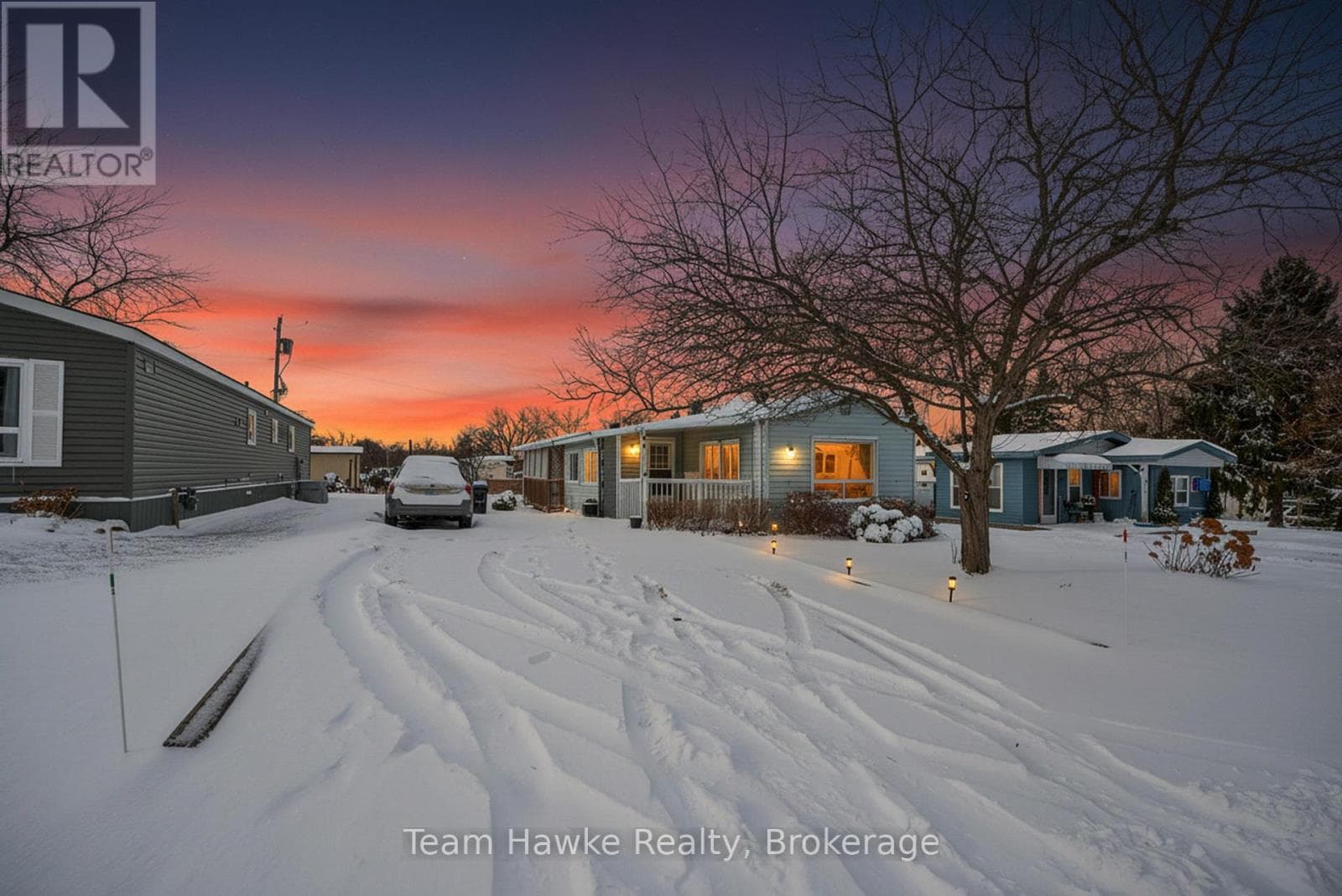 44 NORTHLAND ROAD in 