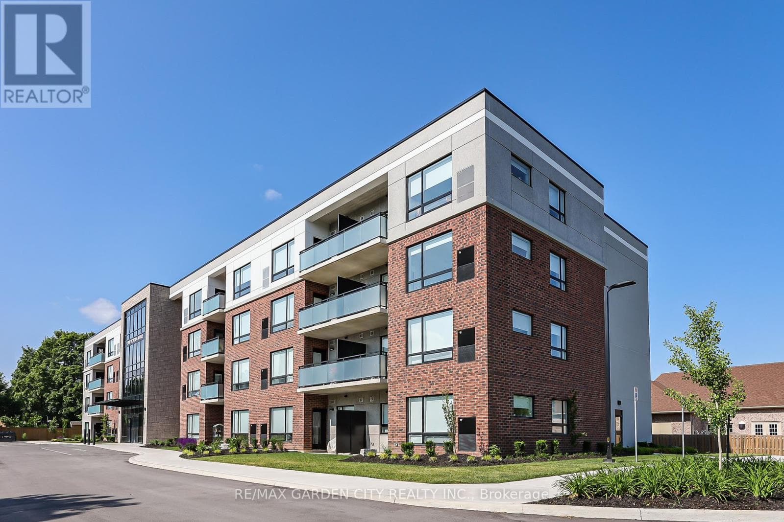 3998 VICTORIA Avenue Unit# 105 in 