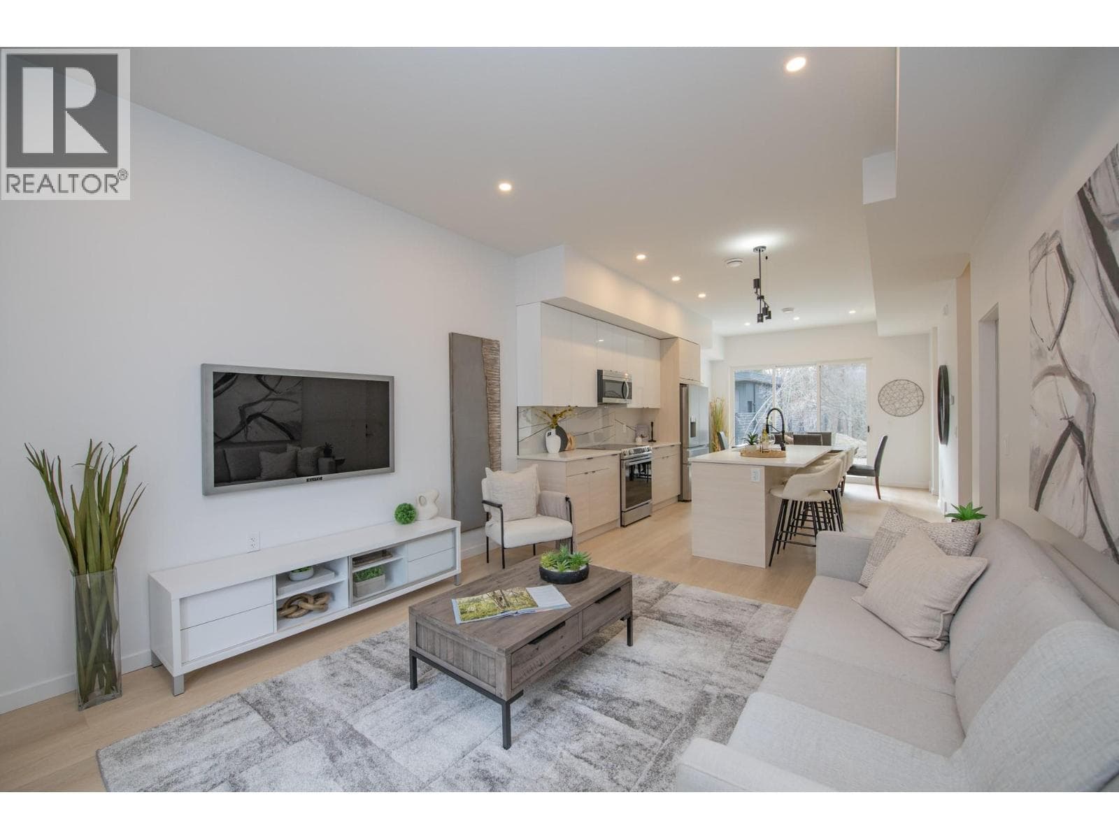 9188 TRONSON ROAD UNIT 6, Interior REALTORS® — photo 4