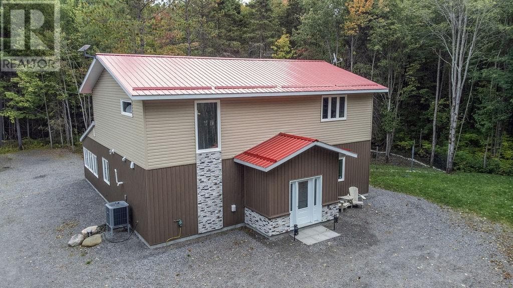 264 Lakeview Drive in 