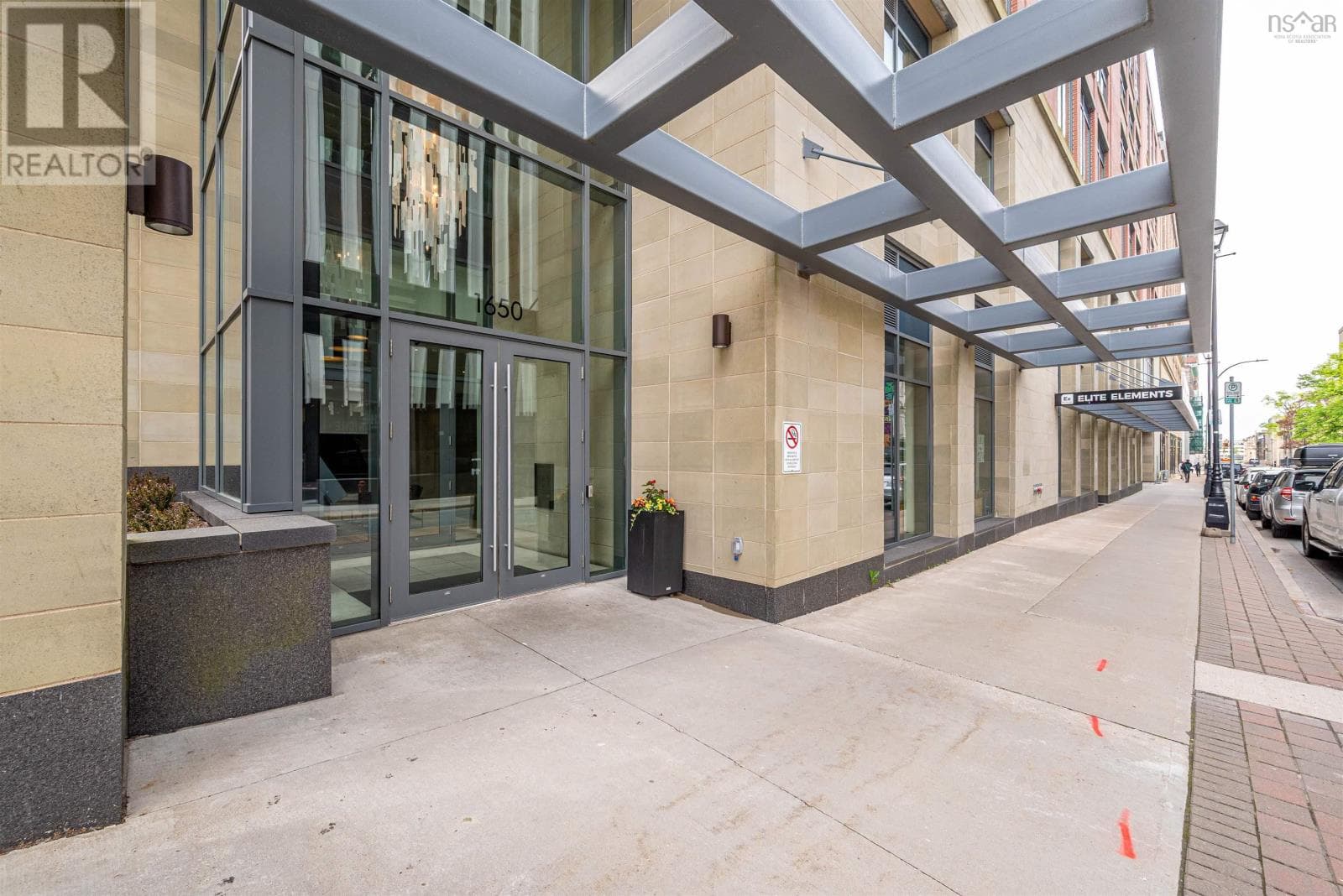 910 1650 Granville Street — photo 3