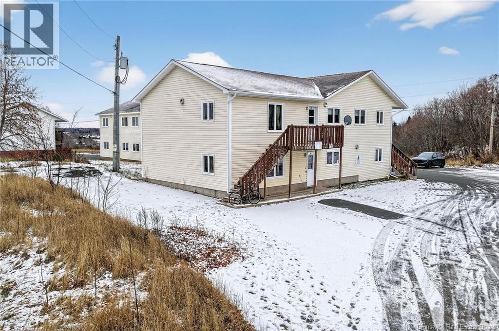 725 UNIVERSITY DRIVE, New Brunswick — photo 4