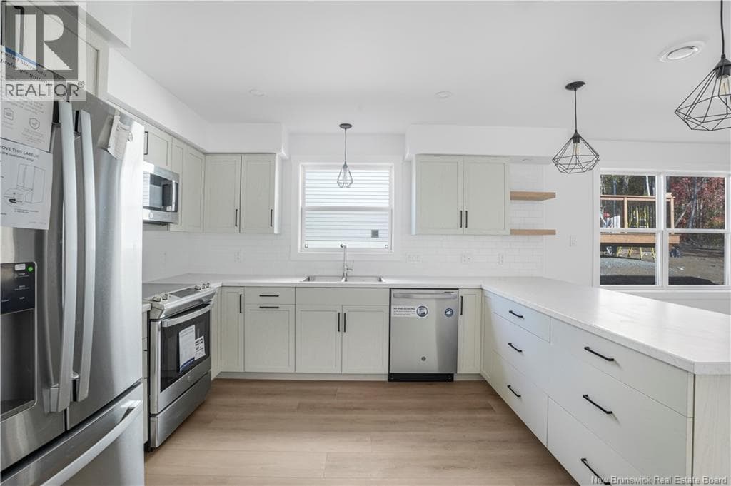 4-14 Terry Fox Drive, New Brunswick — photo 2