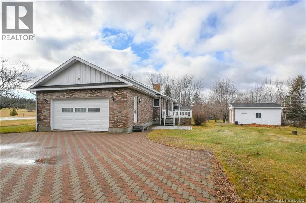 858 BOULEVARD DES ACADIENS — photo 3