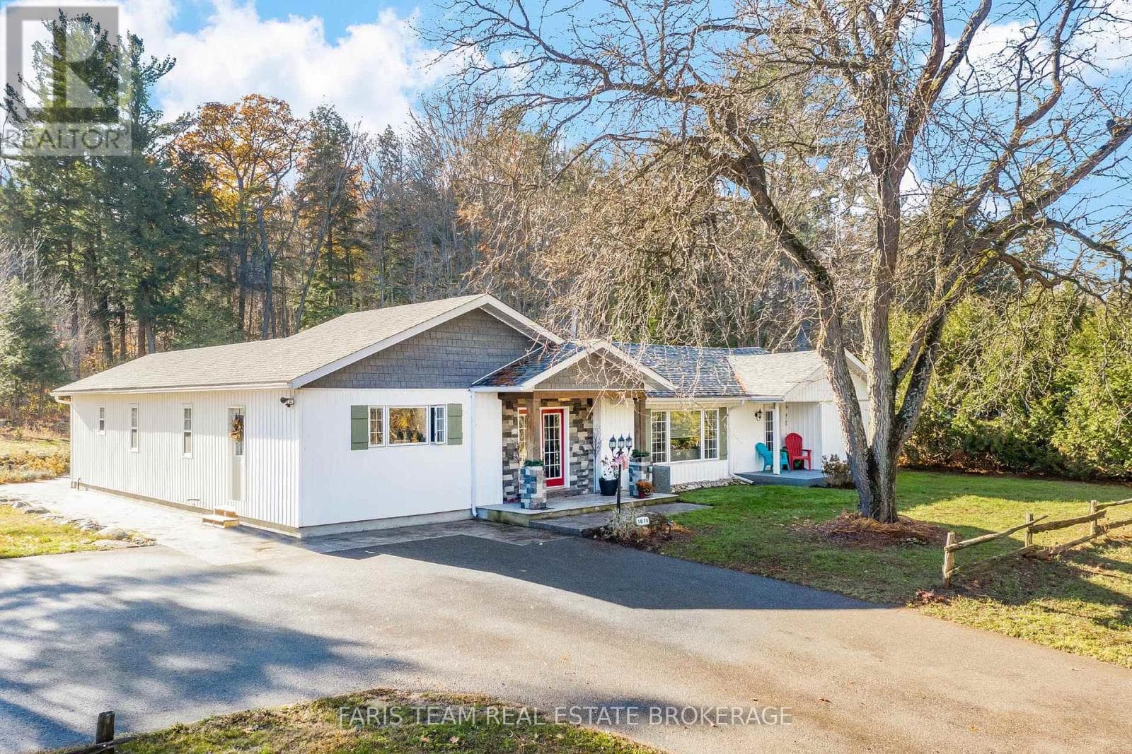 1074 LAFONTAINE ROAD in 