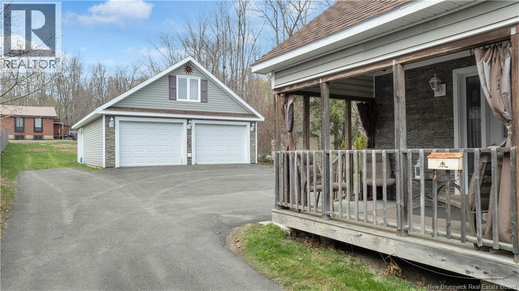 247 MILLTOWN BOULEVARD — photo 3