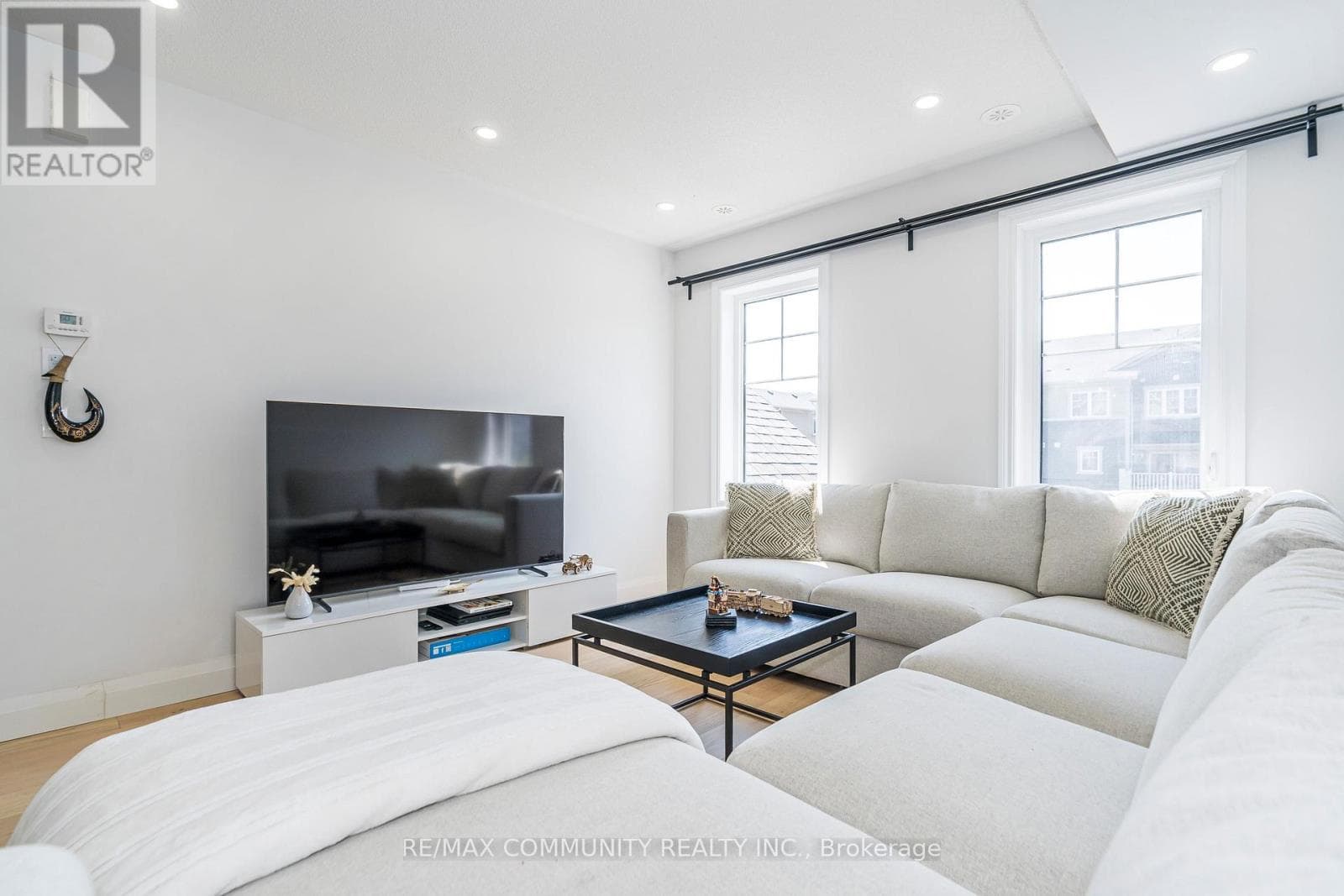 13 - 2500 HILL RISE COURT, Toronto — photo 3