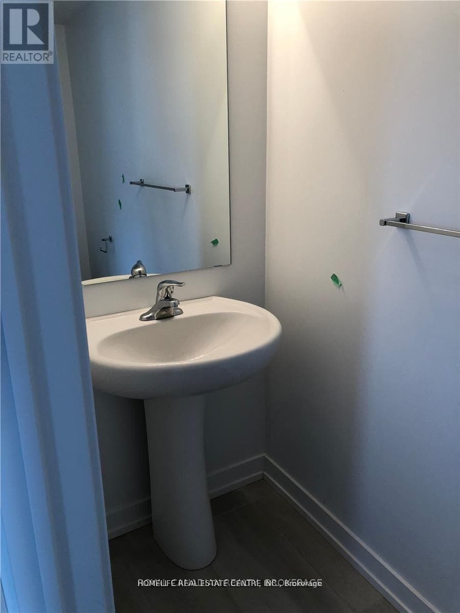 21 BELIVEAU STREET, Toronto — photo 3