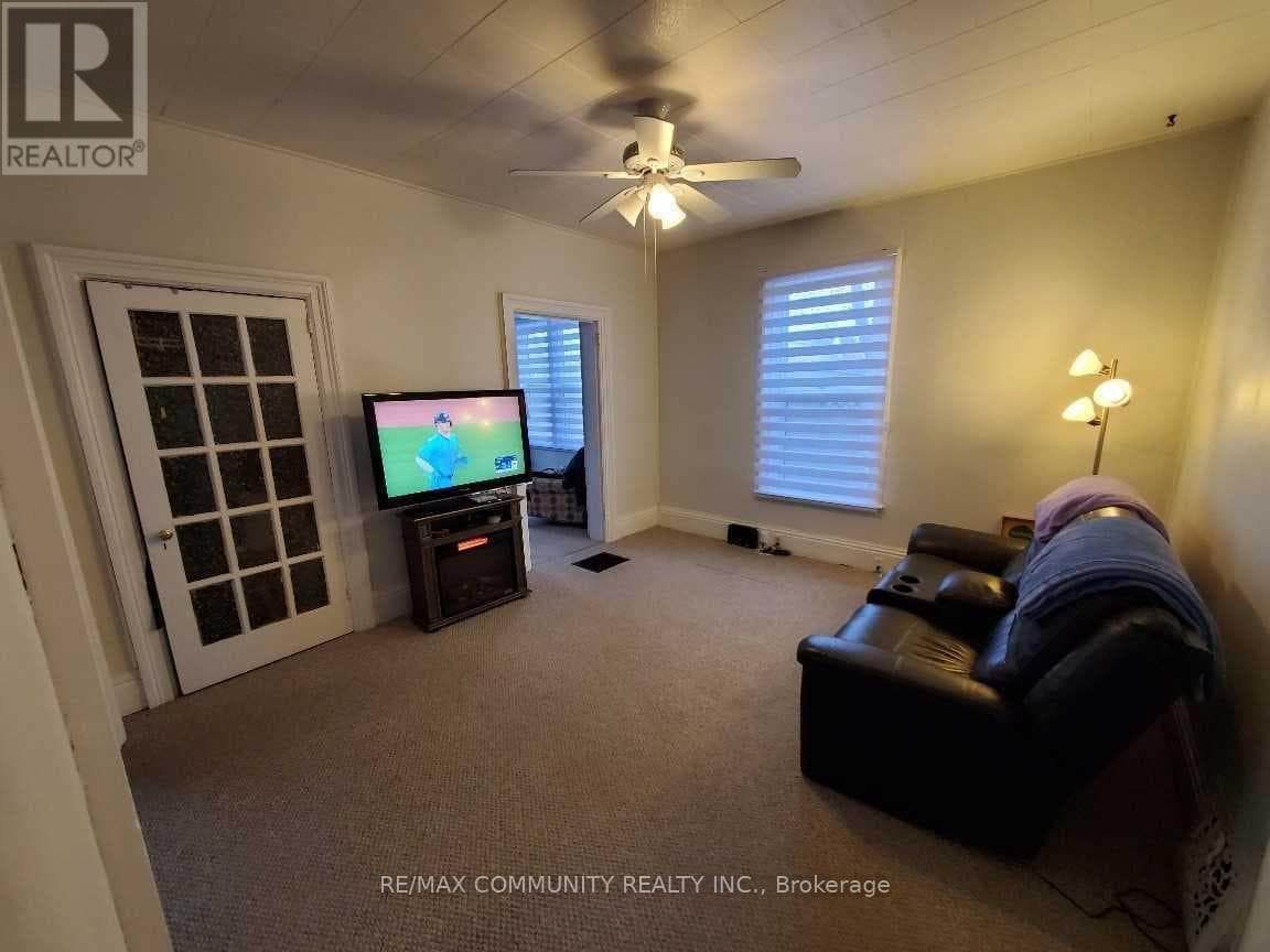 86 VICTORIA STREET — photo 3