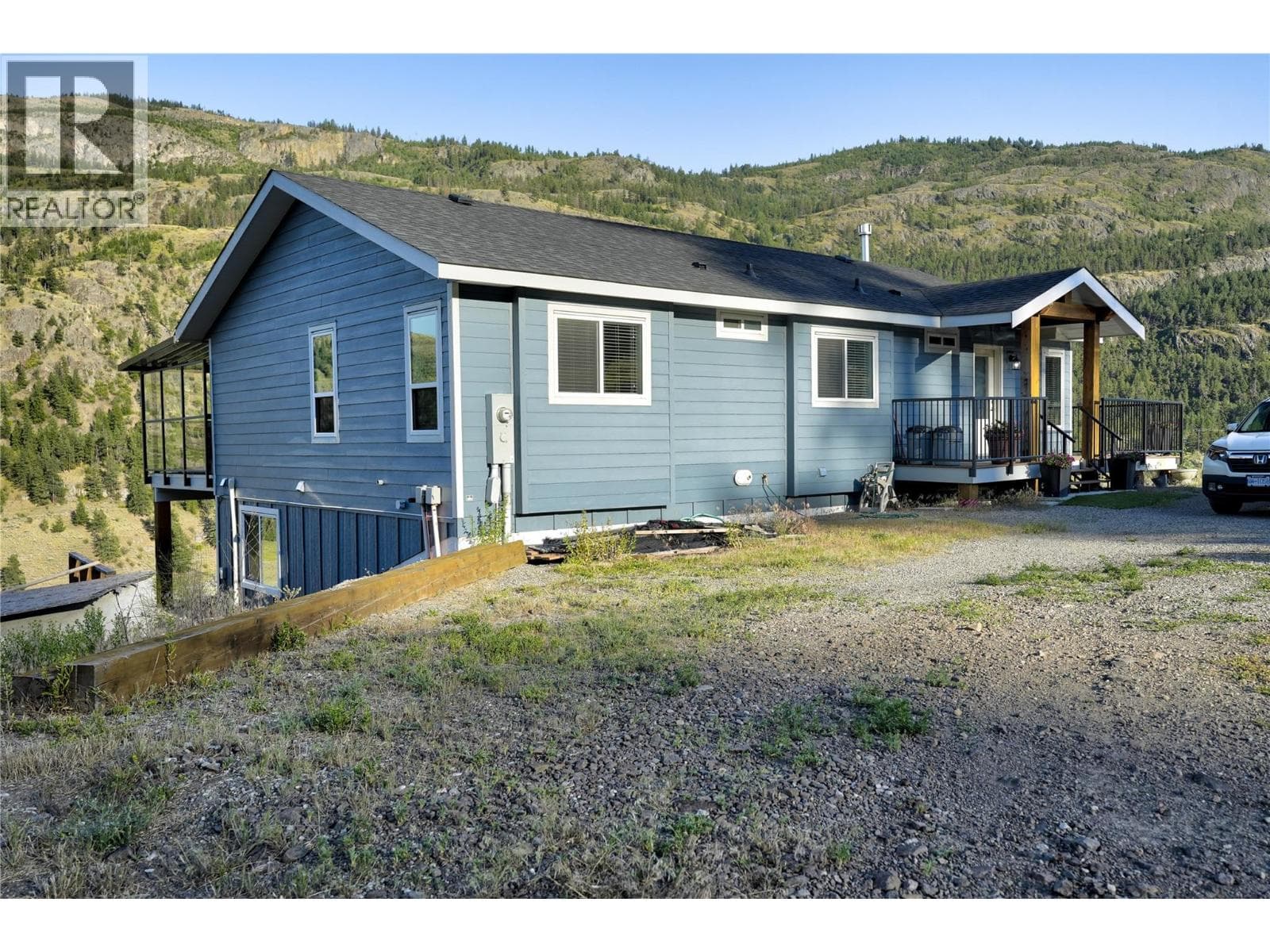 189 RESOLUTE ROAD, Interior REALTORS® — photo 4