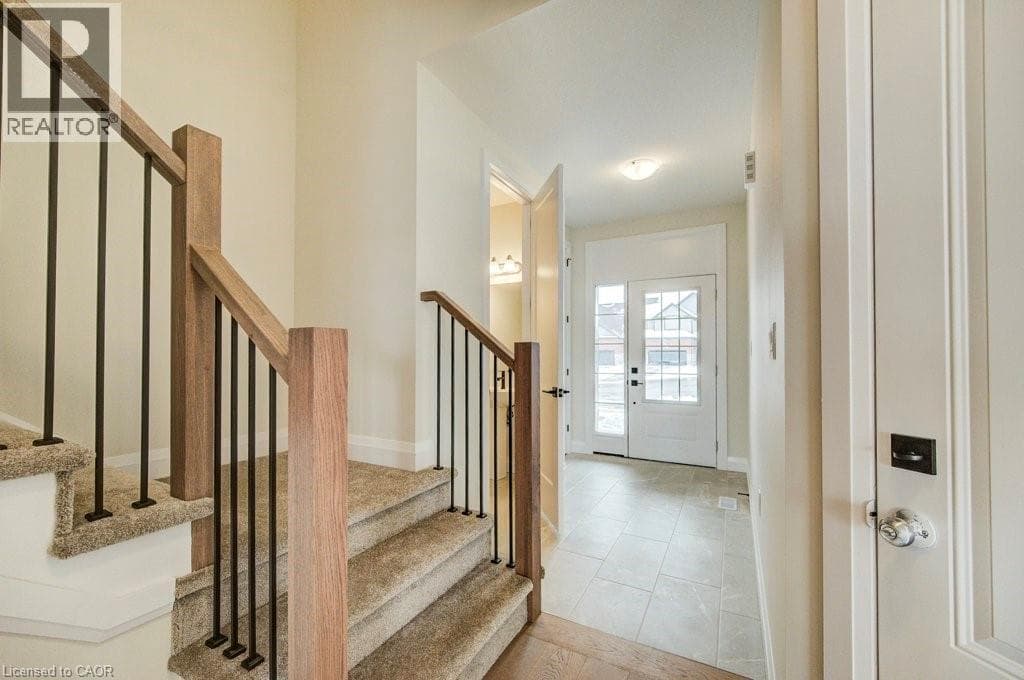 243 APPLEWOOD STREET — photo 5