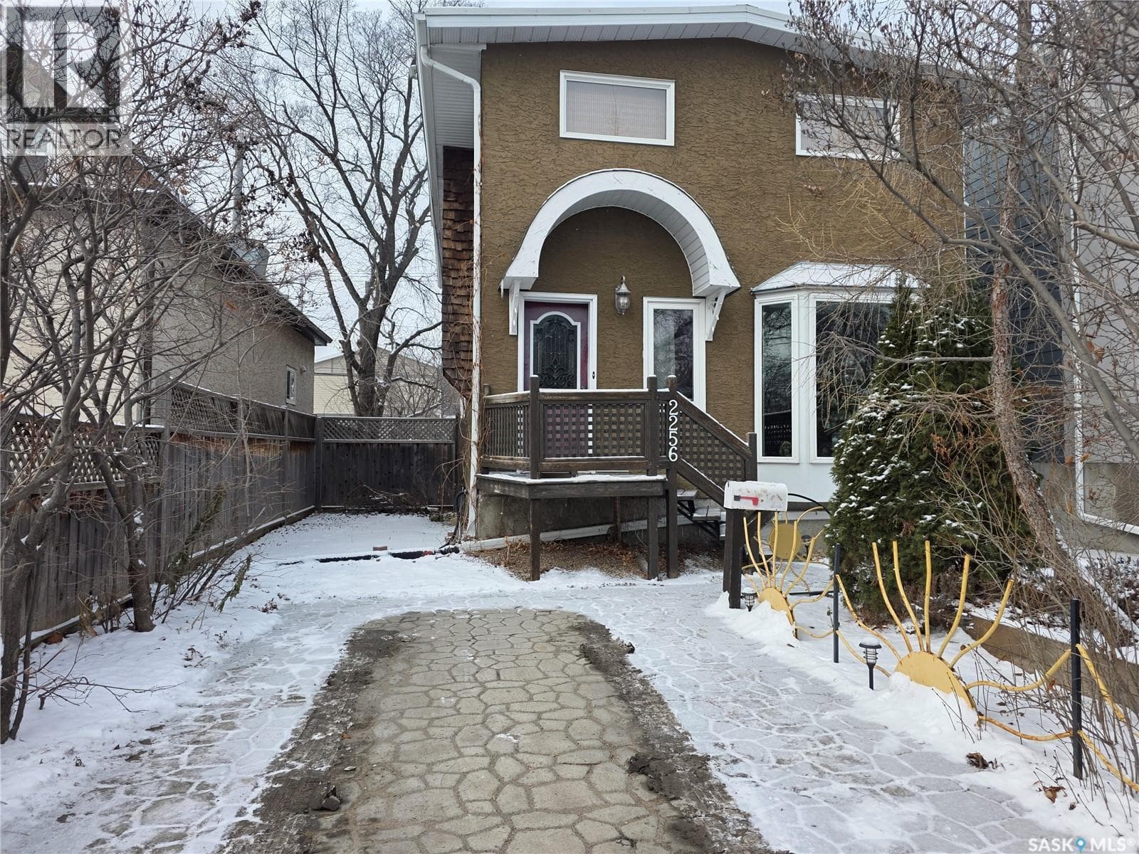 2256 PASQUA STREET — photo 2