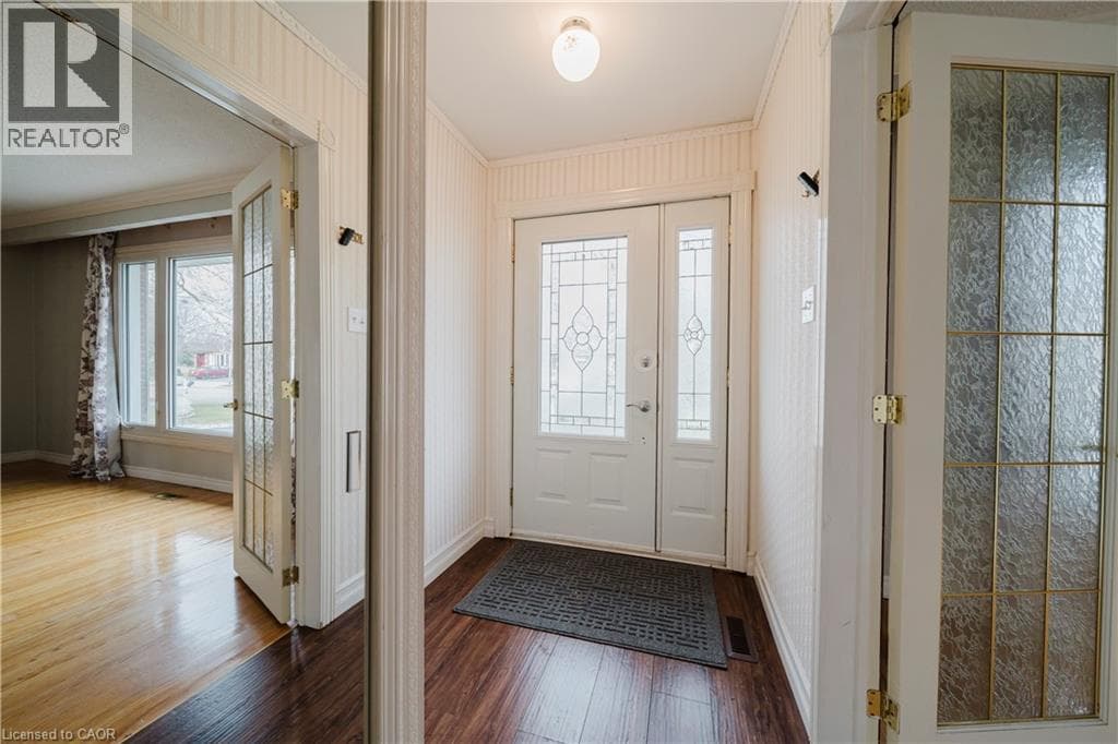 1209 VALENTINE DRIVE — photo 3