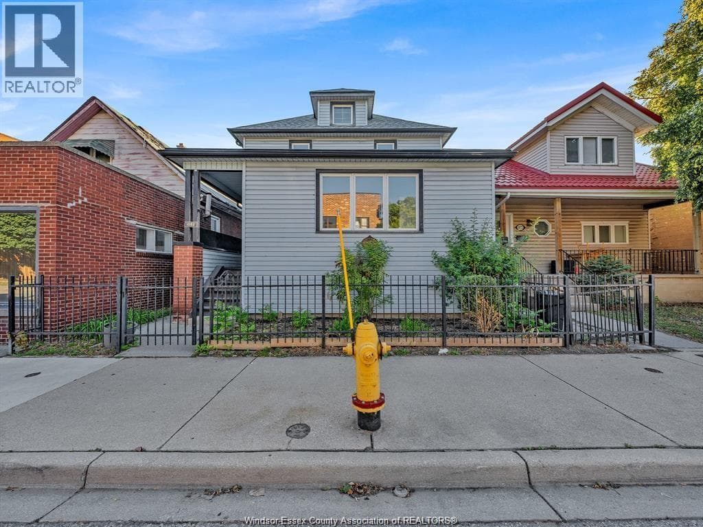 1052 DROUILLARD ROAD, Windsor — photo 2