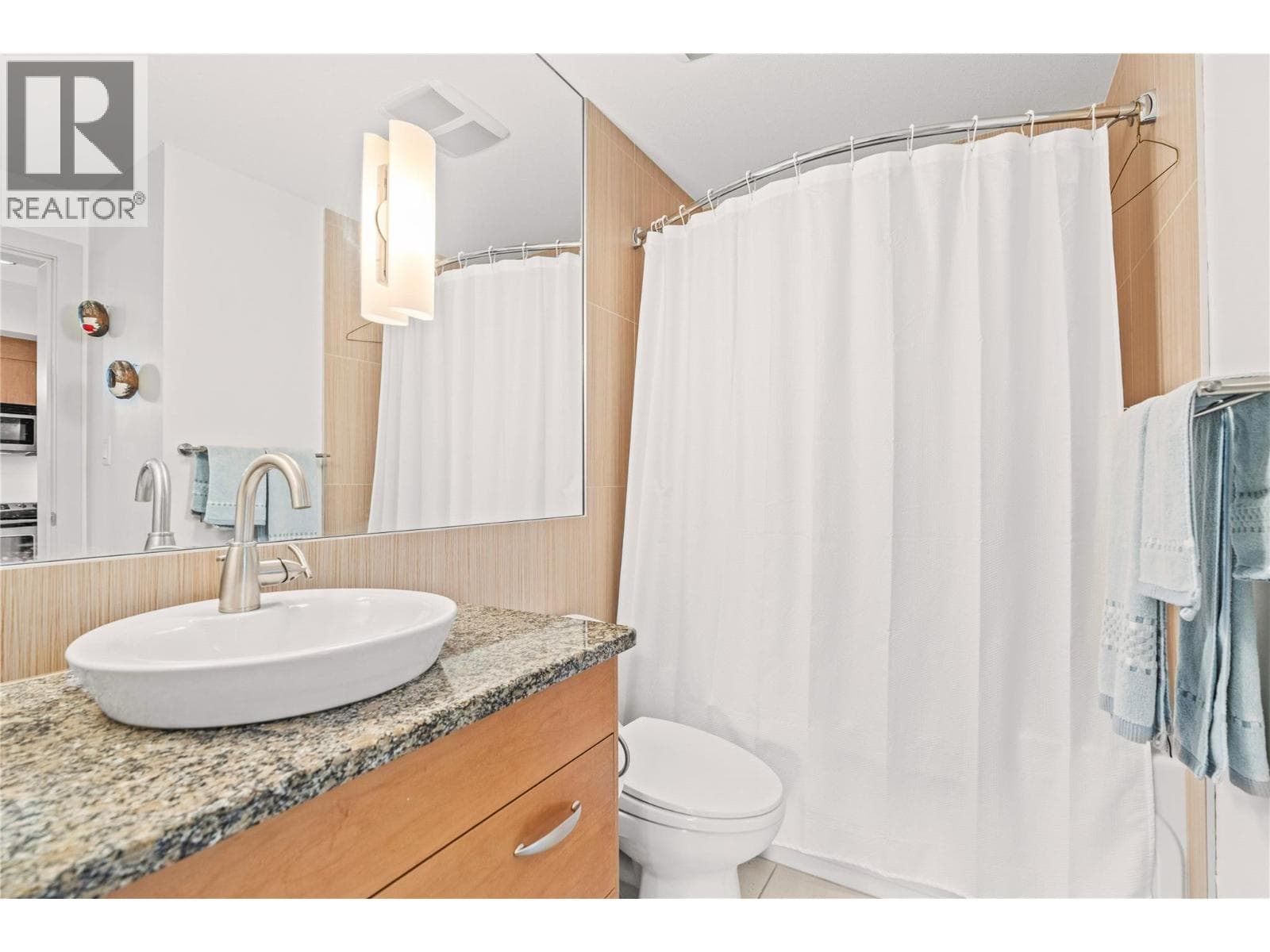 7343 Okanagan Landing Road Unit# 1112, Interior REALTORS® — photo 5