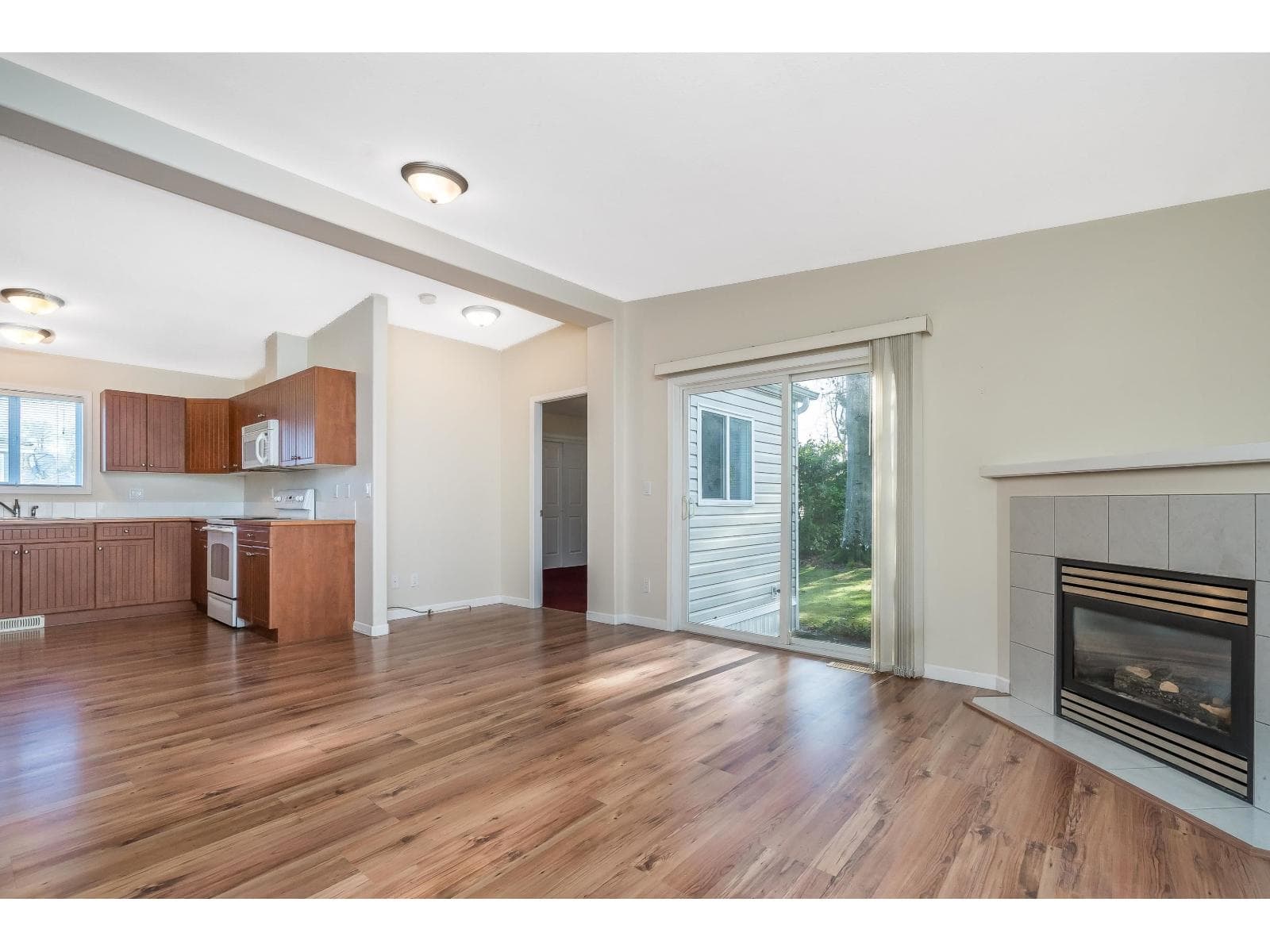 173 1840 160 STREET — photo 2
