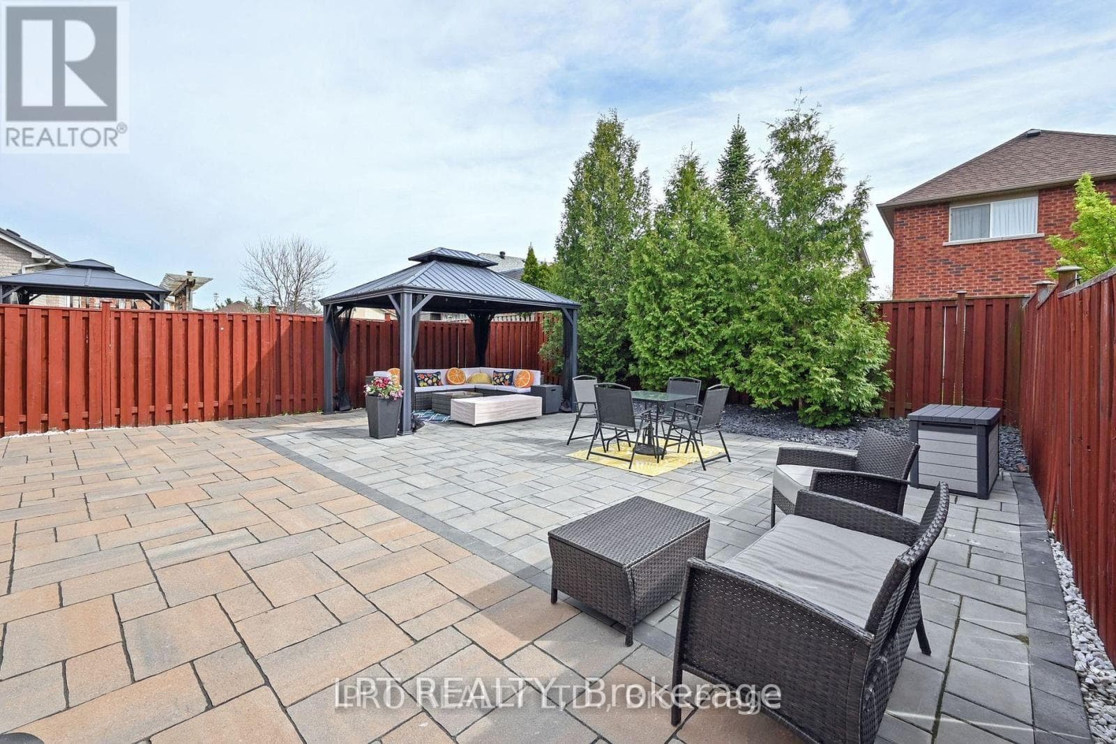 19 TERRASTONE COURT, Toronto — photo 2