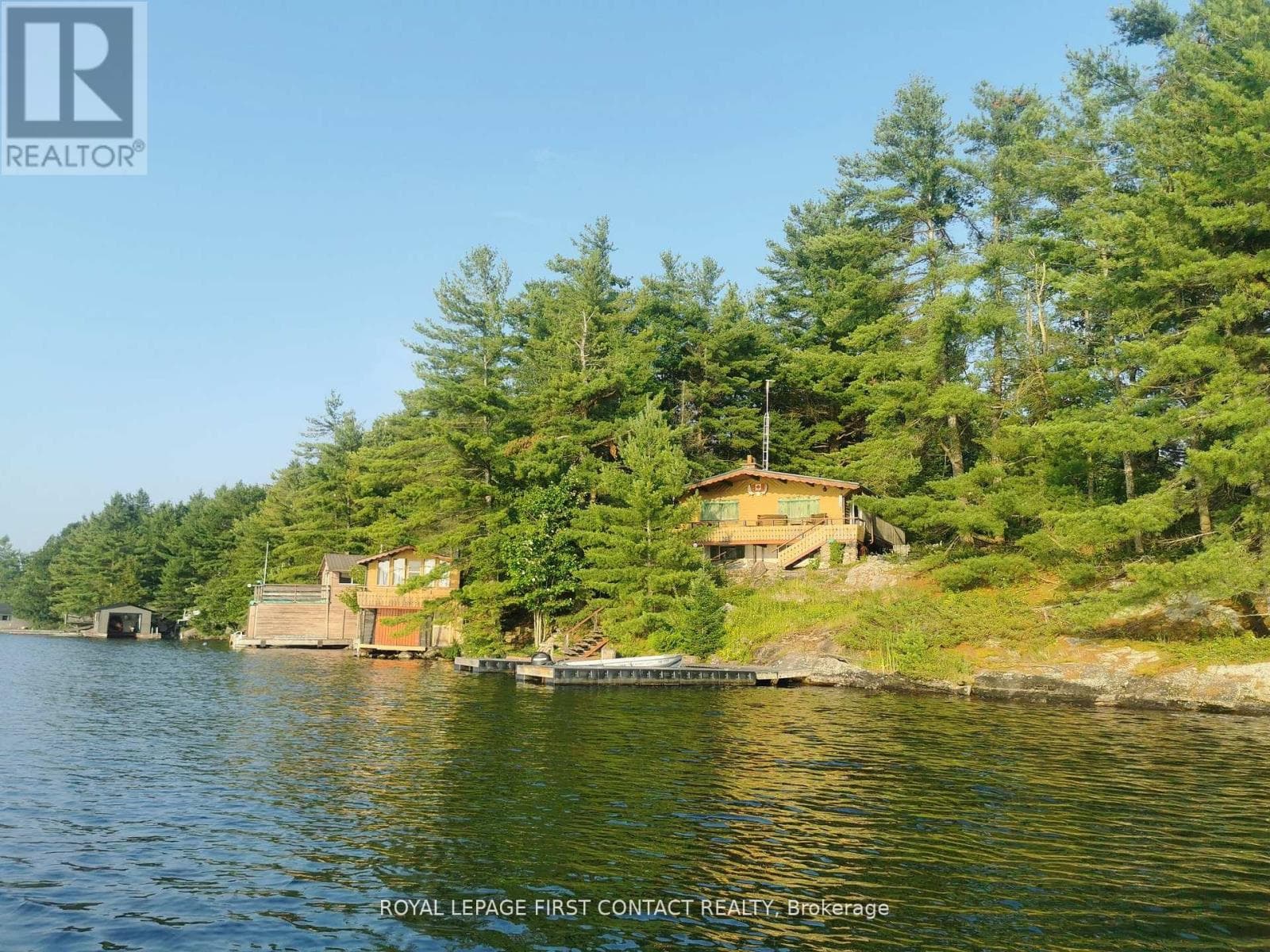 111 HEALEY LAKE WATER, Toronto — photo 2