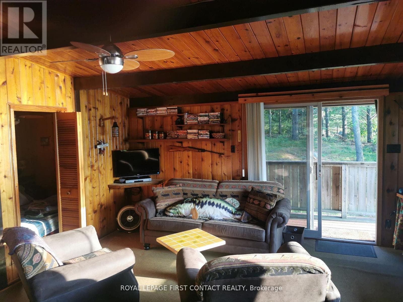 111 HEALEY LAKE WATER, Toronto — photo 4
