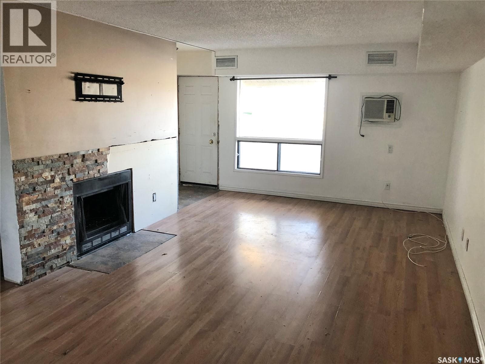 162 160 Gore PLACE, Saskatchewan — photo 4