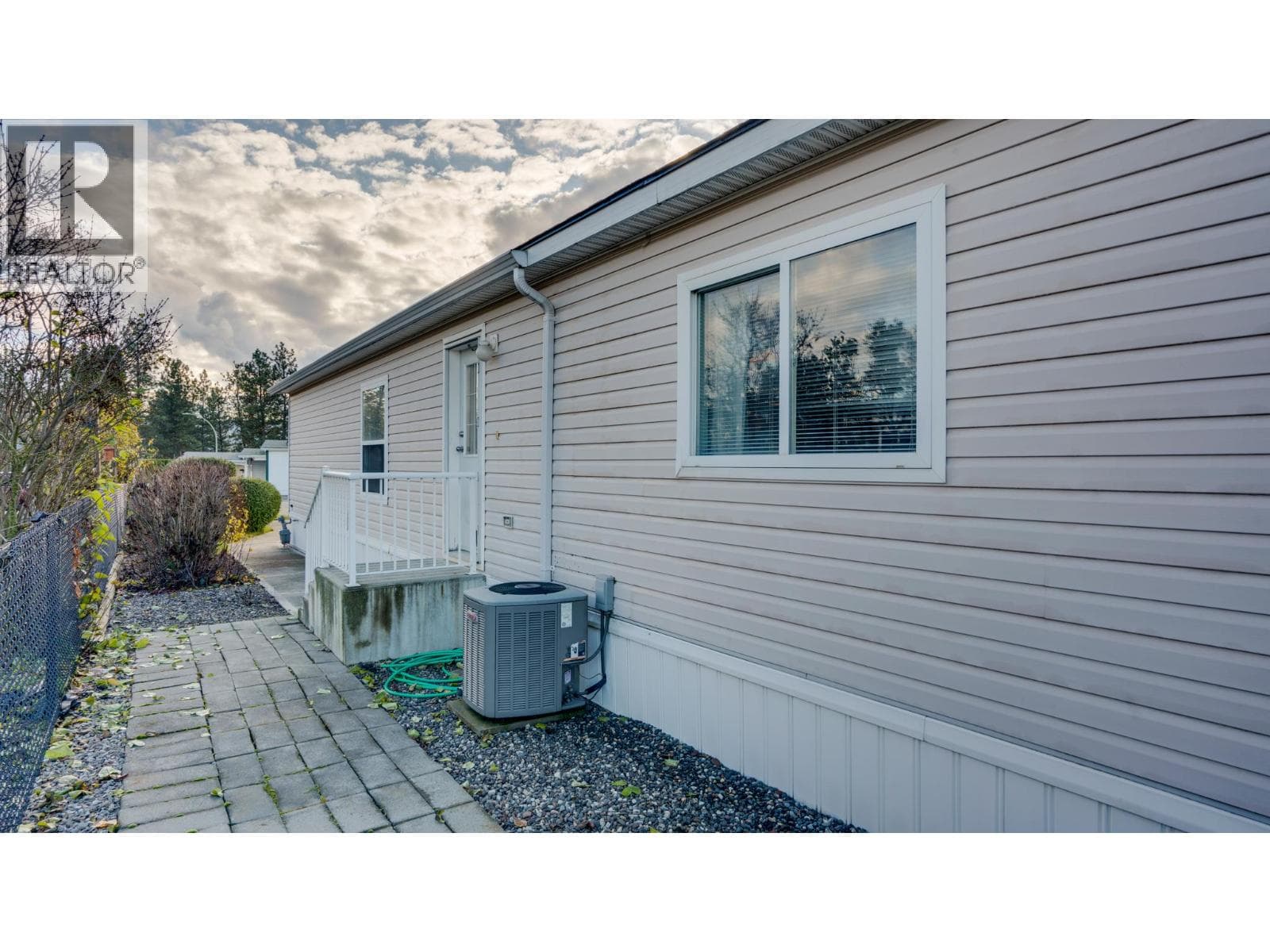 9510 Highway 97N Unit# 43, Interior REALTORS® — photo 5