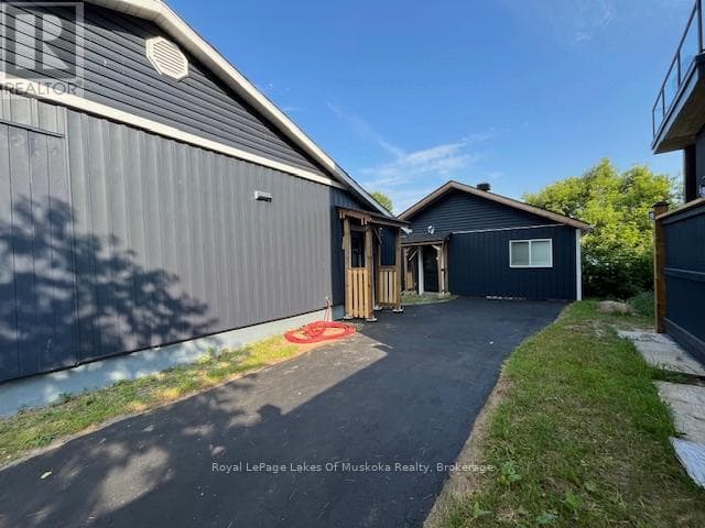 36 OTTAWA AVENUE — photo 5