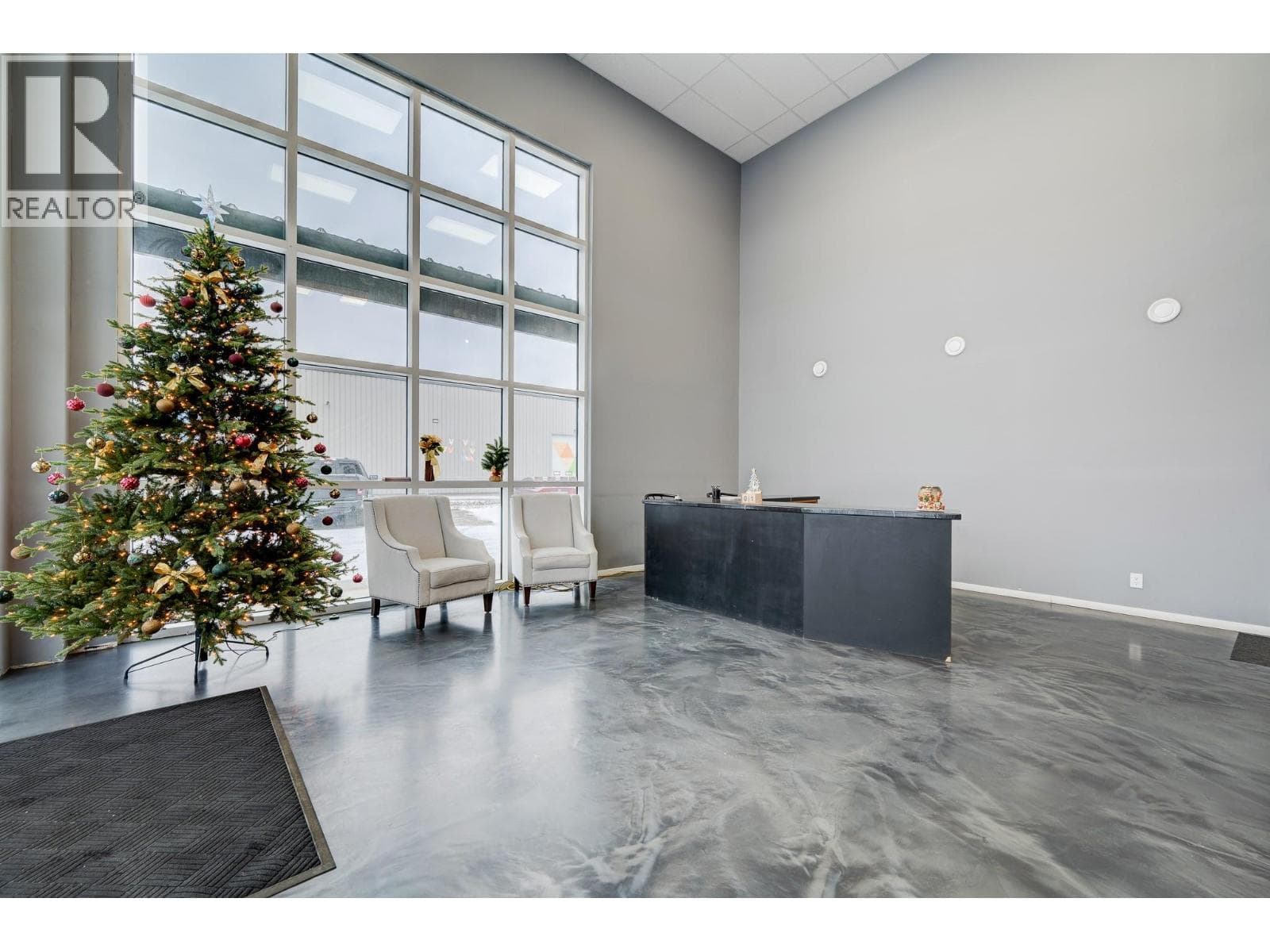435 Chilcotin Road, Interior REALTORS® — photo 4