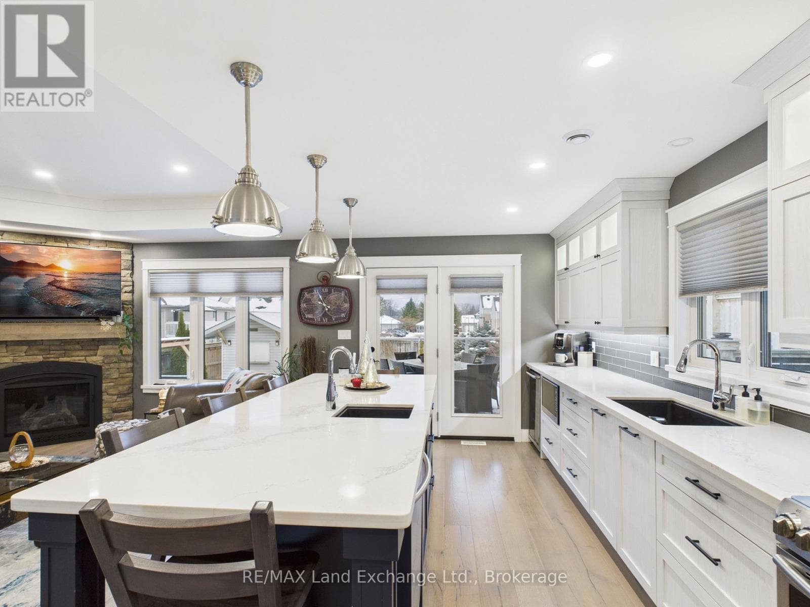 756 REYNOLDS DRIVE — photo 4