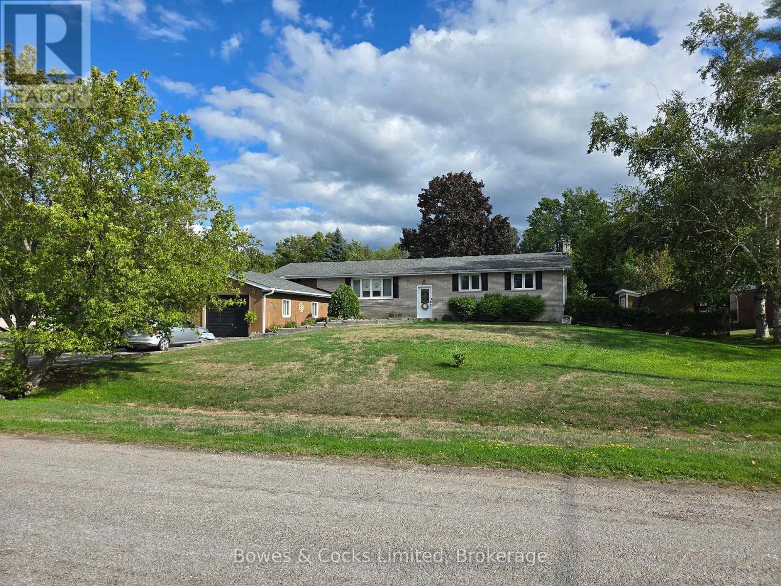 33 MAPLE GROVE ROAD, Central Lakes — photo 2