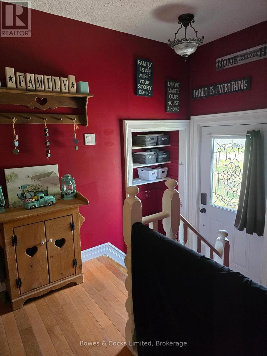 33 MAPLE GROVE ROAD, Central Lakes — photo 3